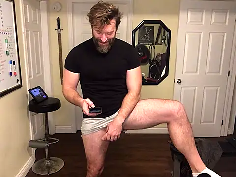 Snapshot of RockHammercock chatting on 17, 11, 2025 RockHammercock online show from 17, 11, 2025