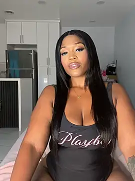 Snapshot of PrincessDreamm chatting on 27, 6, 2026 PrincessDreamm online show from 27, 6, 2026