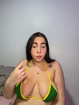 Snapshot of lele_inocente chatting on 29, 6, 2026 lele inocente online show from 29, 6, 2026