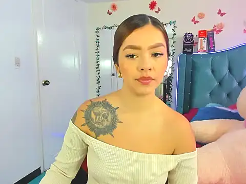 Aurora sky9 online show from 24, 2, 2026