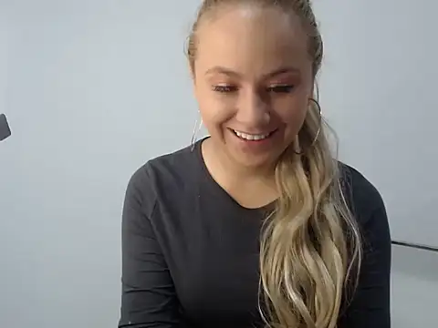 Sherly mon online show from 5, 11, 2025