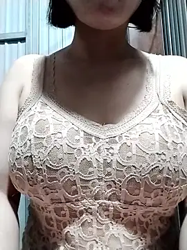 Snapshot of Niramiu chatting on 19, 12, 2025 Niramiu online show from 19, 12, 2025