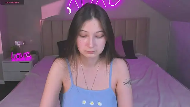Ella Burns online show from 27, 4, 2026