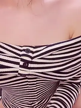 Snapshot of GirlNaughtyFull chatting on 4, 12, 2025 GirlNaughtyFull online show from 4, 12, 2025