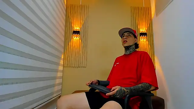 Snapshot of DANTE_ARMSTRONG chatting on 10, 11, 2025 DANTE ARMSTRONG online show from 10, 11, 2025