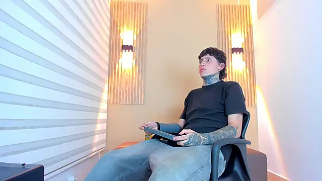 DANTE ARMSTRONG online show from 3, 12, 2025