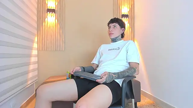 DANTE ARMSTRONG online show from 5, 12, 2025