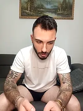 Snapshot of snncdgn chatting on 27, 11, 2025 snncdgn online show from 27, 11, 2025