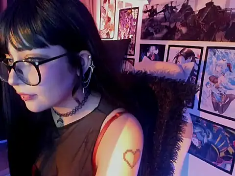 Snapshot of LilithMyers chatting on 30, 11, 2025 LilithMyers online show from 30, 11, 2025