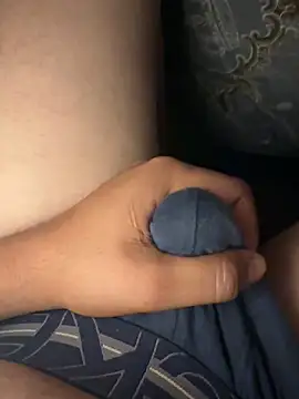 Qwert9012 online show from 9, 11, 2025