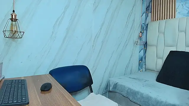 Snapshot of BeatrizSchmidt chatting on 10, 11, 2025 BeatrizSchmidt online show from 10, 11, 2025