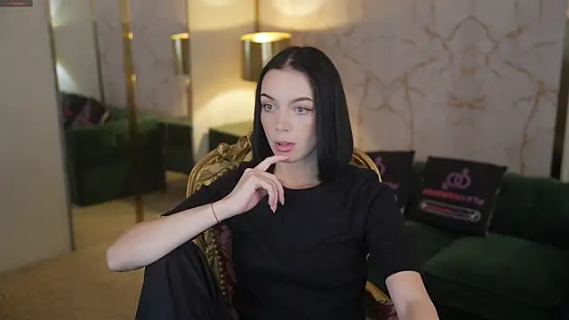 Snapshot of Rita_Moon054 chatting on 4, 12, 2025 Rita Moon054 online show from 4, 12, 2025