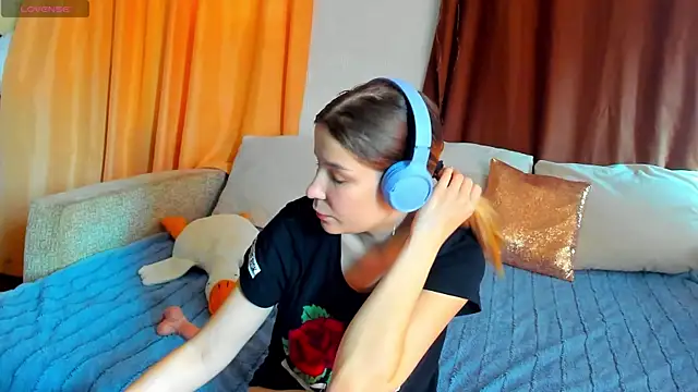 Snapshot of Eva_purrr_ chatting on 20, 11, 2025 Eva purrr online show from 20, 11, 2025