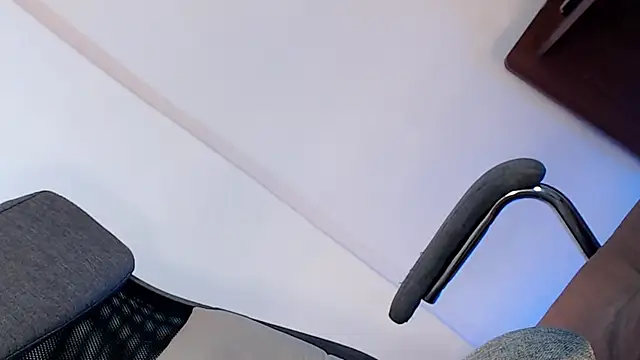 Snapshot of miss_ditey09 chatting on 22, 11, 2025 miss ditey09 online show from 22, 11, 2025