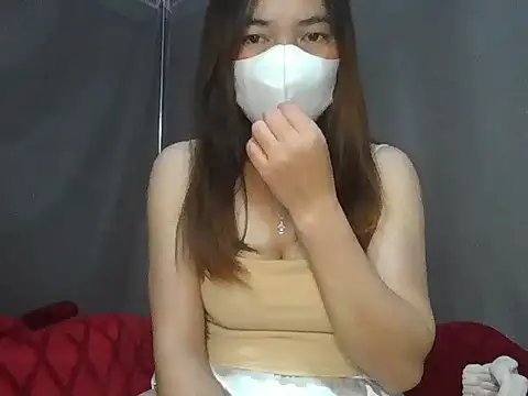 Snapshot of Sasu-u chatting on 5, 11, 2025 Sasu-u online show from 5, 11, 2025