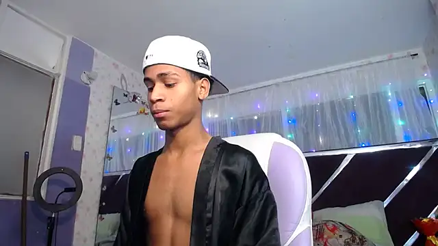 Santy bigcock 01 online show from 25, 6, 2026