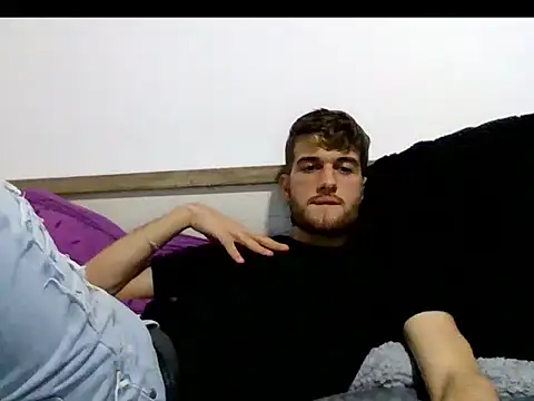 Snapshot of nikolasnik50 chatting on 4, 11, 2025 nikolasnik50 online show from 4, 11, 2025