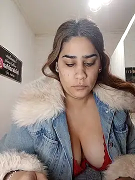 Snapshot of nahiarabiel33 chatting on 24, 5, 2026 nahiarabiel33 online show from 24, 5, 2026