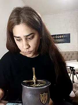 Snapshot of nahiarabiel33 chatting on 4, 6, 2026 nahiarabiel33 online show from 4, 6, 2026