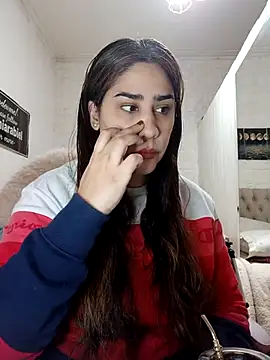 Snapshot of nahiarabiel33 chatting on 27, 6, 2026 nahiarabiel33 online show from 27, 6, 2026