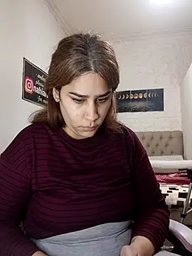 Snapshot of nahiarabiel33 chatting on 2, 8, 2026 nahiarabiel33 online show from 2, 8, 2026