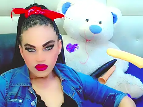 Snapshot of NharaBigCock chatting on 18, 12, 2025 NharaBigCock online show from 18, 12, 2025