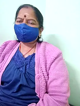 Snapshot of savithasree chatting on 15, 12, 2025 savithasree online show from 15, 12, 2025