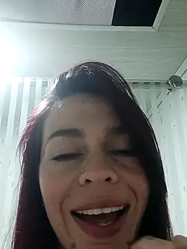 Emi Rosee online show from 16, 12, 2025