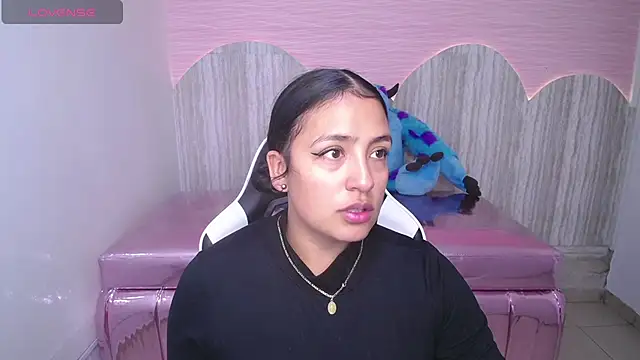 Snapshot of tamara_brown_t chatting on 15, 11, 2025 tamara brown t online show from 15, 11, 2025