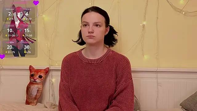 Snapshot of LatinaHuguenin chatting on 5, 12, 2025 LatinaHuguenin online show from 5, 12, 2025