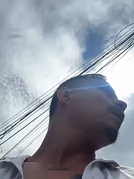 Snapshot of RaySullivan chatting on 16, 11, 2025 RaySullivan online show from 16, 11, 2025