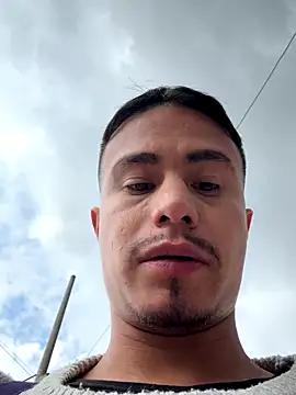 Snapshot of RaySullivan chatting on 19, 11, 2025 RaySullivan online show from 19, 11, 2025