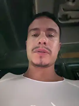 Snapshot of RaySullivan chatting on 25, 11, 2025 RaySullivan online show from 25, 11, 2025