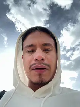 Snapshot of RaySullivan chatting on 2, 12, 2025 RaySullivan online show from 2, 12, 2025