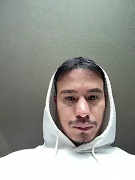 Snapshot of RaySullivan chatting on 20, 12, 2025 RaySullivan online show from 20, 12, 2025