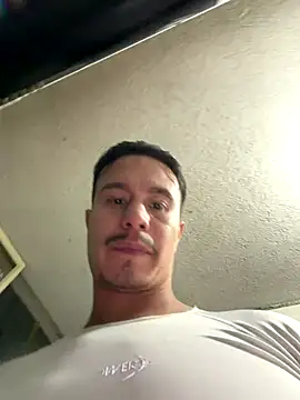 Snapshot of RaySullivan chatting on 5, 1, 2026 RaySullivan online show from 5, 1, 2026