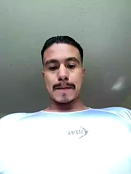 Snapshot of RaySullivan chatting on 7, 1, 2026 RaySullivan online show from 7, 1, 2026