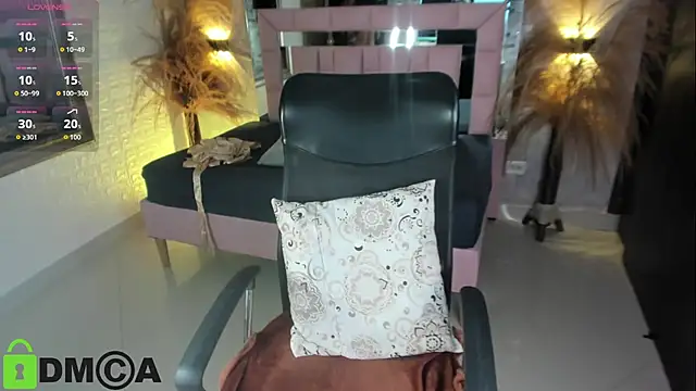 Snapshot of griselle_rousse chatting on 11, 11, 2025 griselle rousse online show from 11, 11, 2025