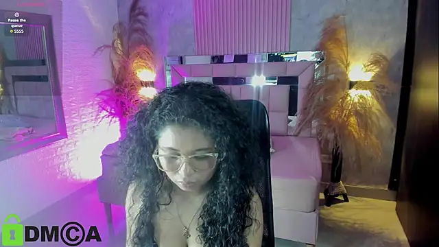 Snapshot of griselle_rousse chatting on 22, 11, 2025 griselle rousse online show from 22, 11, 2025