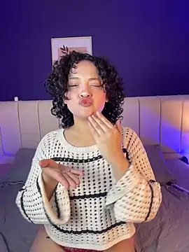 Snapshot of _sarahRose chatting on 29, 11, 2025 sarahRose online show from 29, 11, 2025