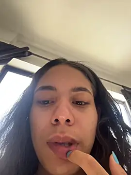 Snapshot of catee_martinez chatting on 7, 11, 2025 catee martinez online show from 7, 11, 2025