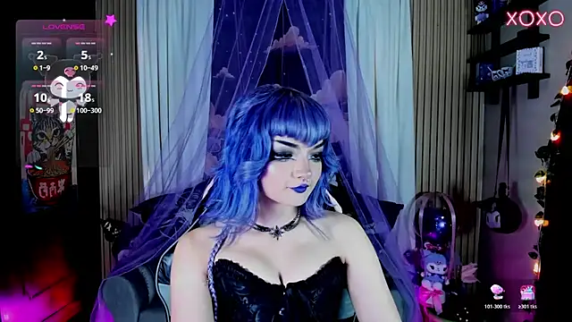 Snapshot of ravencollen chatting on 9, 7, 2026 ravencollen online show from 9, 7, 2026