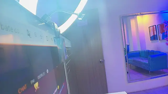 Snapshot of Alondra_gomexxx chatting on 28, 11, 2025 Alondra gomexxx online show from 28, 11, 2025