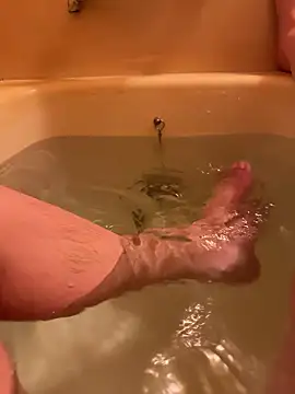 Snapshot of houkeiboy78 chatting on 17, 11, 2025 houkeiboy78 online show from 17, 11, 2025