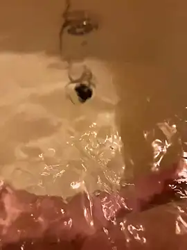 Snapshot of houkeiboy78 chatting on 23, 11, 2025 houkeiboy78 online show from 23, 11, 2025