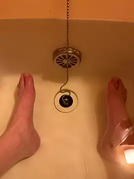 Snapshot of houkeiboy78 chatting on 26, 11, 2025 houkeiboy78 online show from 26, 11, 2025