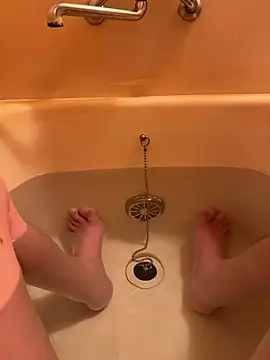 Snapshot of houkeiboy78 chatting on 28, 11, 2025 houkeiboy78 online show from 28, 11, 2025