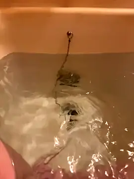 Snapshot of houkeiboy78 chatting on 18, 12, 2025 houkeiboy78 online show from 18, 12, 2025