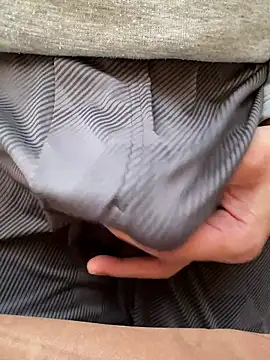 Snapshot of houkeiboy78 chatting on 3, 2, 2026 houkeiboy78 online show from 3, 2, 2026