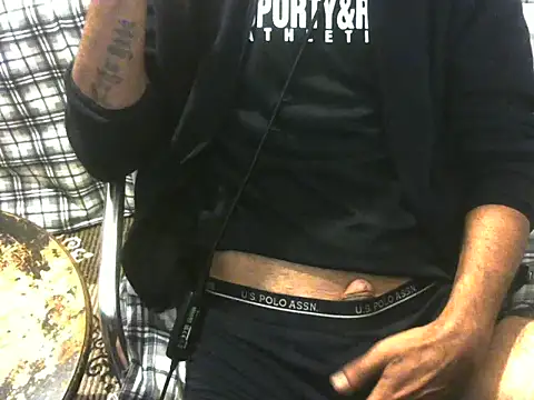 Snapshot of ellsaBunny chatting on 17, 11, 2025 ellsaBunny online show from 17, 11, 2025